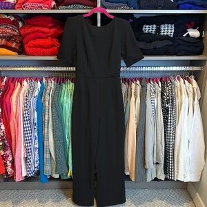 Love, Bonito black short sleeve v back zipper closure jumpsuit size 4 NWT